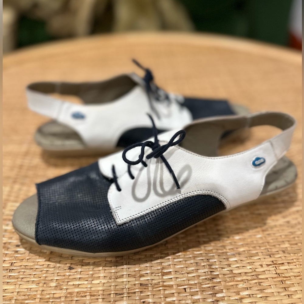 Cloud CLEONE Leather Slingback Sandals Navy/White – EU 39 - 8.5 US - Picture 3 of 10